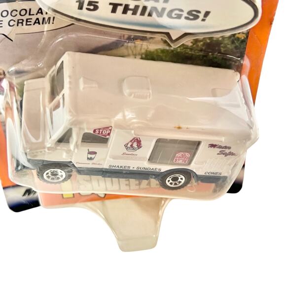 Vintage Matchbox Real Talkin' Ice Cream Truck 1998 White Die Cast New - Picture 5 of 5